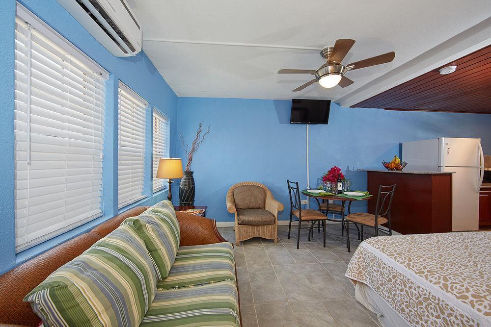 Paradise Cove Ocean Front Villas And Suites Nazareth Exterior photo