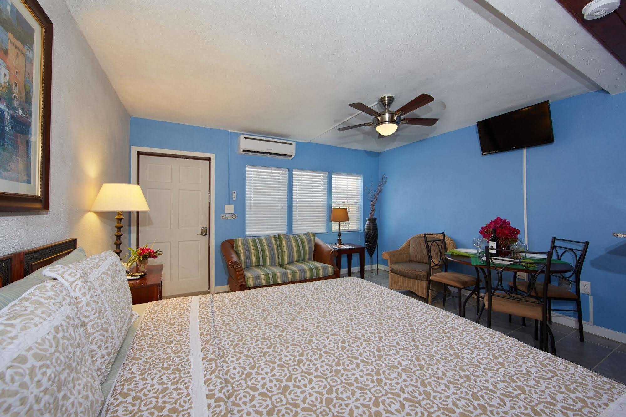 Paradise Cove Ocean Front Villas And Suites Nazareth Exterior photo